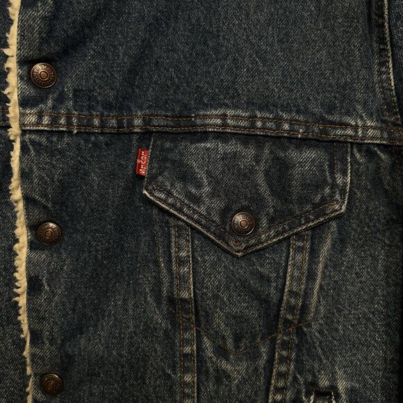 Vintage Levi’s Sherpa Lined Denim Trucker Jacket 70608 0216 - Picture 3 of 7